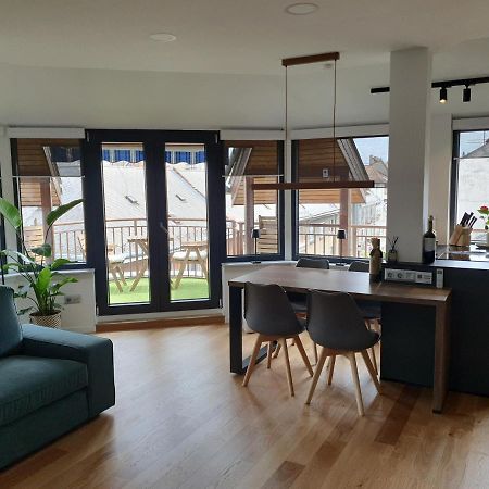 Modern Top Floor Loft With Balcony Будапеща Екстериор снимка